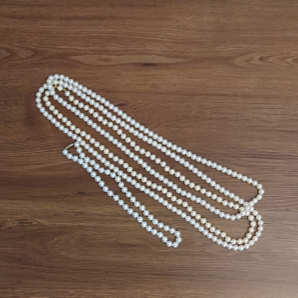 Strands of Pearl Necklaces - Picture 1 of 4